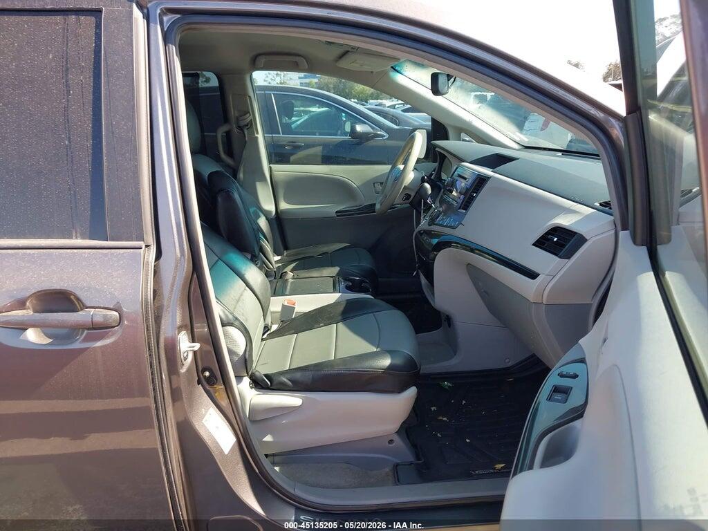 5TDKK3DC2DS323610 2013 TOYOTA SIENNA photo no. 5