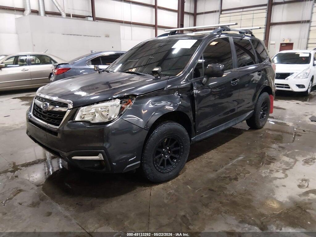 JF2SJAGC9JH448608 2018 SUBARU FORESTER photo no. 2