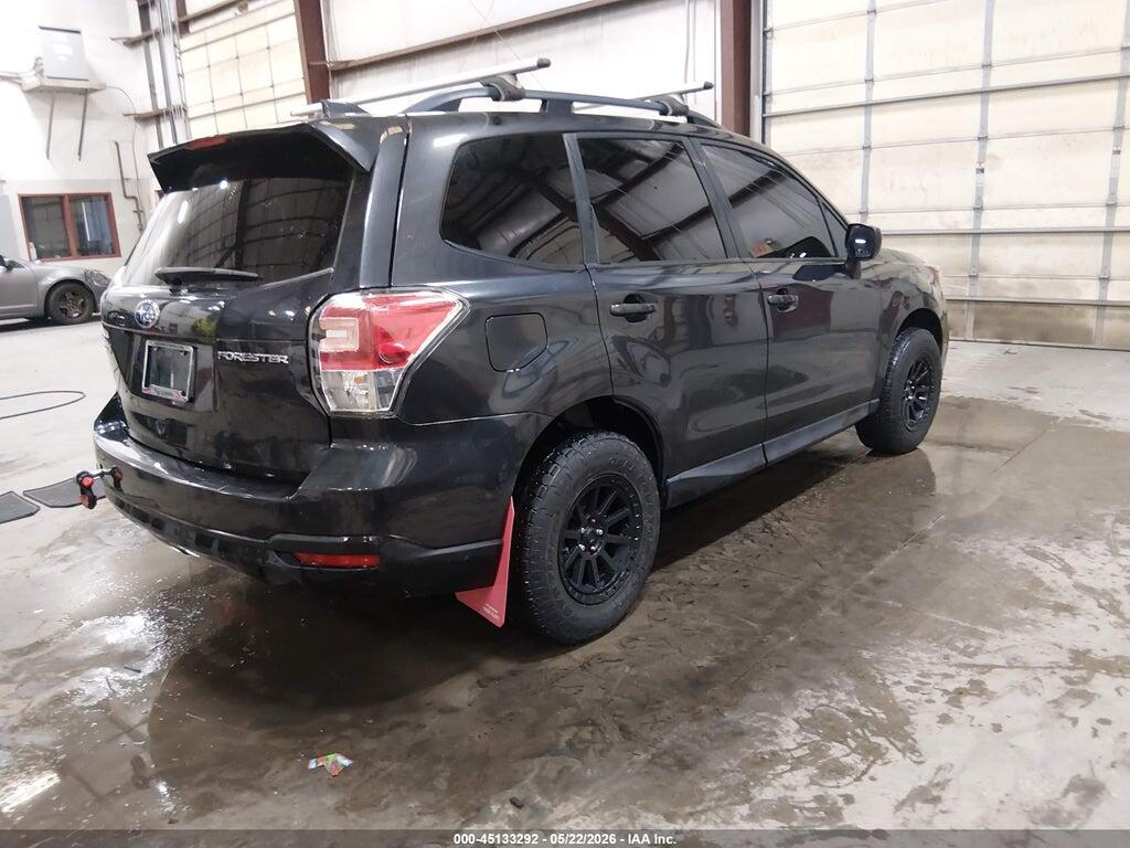 JF2SJAGC9JH448608 2018 SUBARU FORESTER photo no. 4