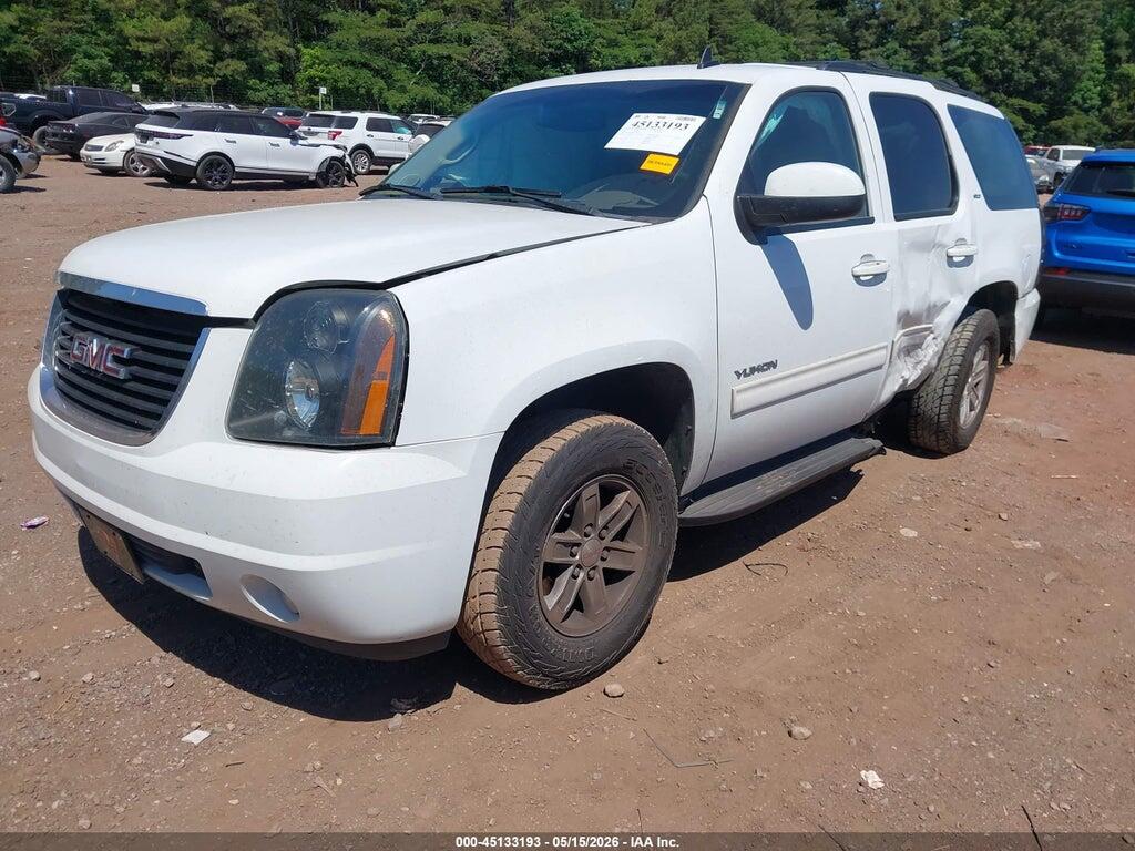 1GKS1CE01BR209055 2011 GMC YUKON photo no. 2