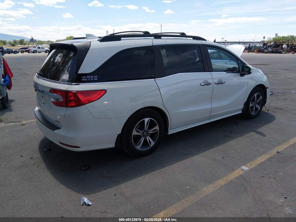 5FNRL6H86JB011650 2018 HONDA ODYSSEY photo no. 4