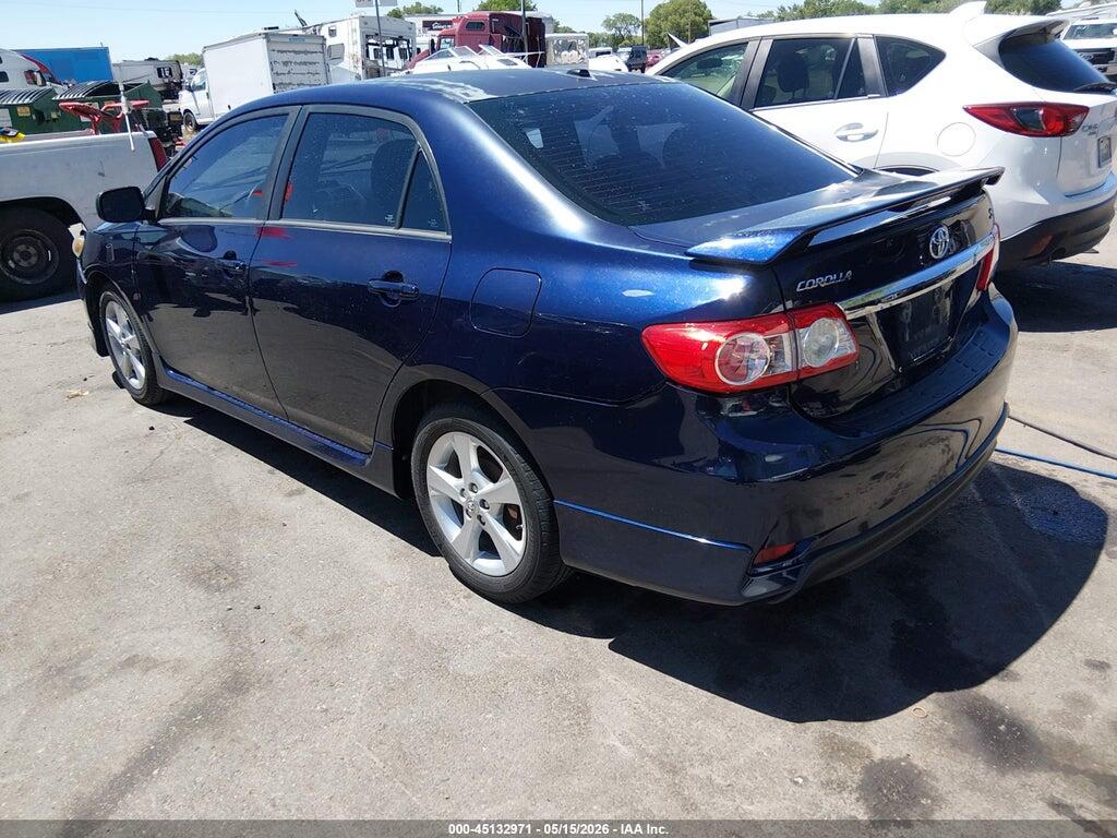2T1BU4EE3CC887869 2012 TOYOTA COROLLA photo no. 3