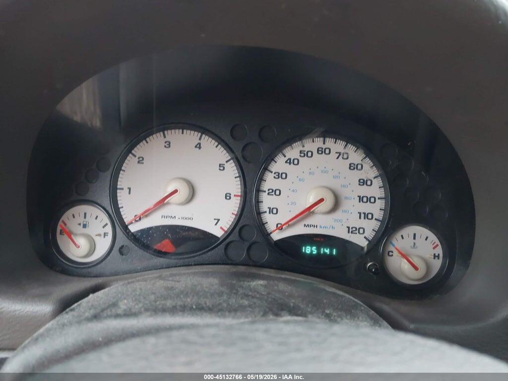 1J4GL48K44W303573 2004 JEEP LIBERTY photo no. 7