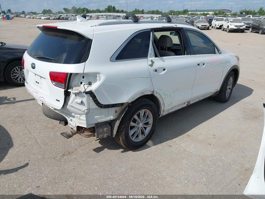 5XYPGDA39JG359093 2018 KIA SORENTO photo no. 4