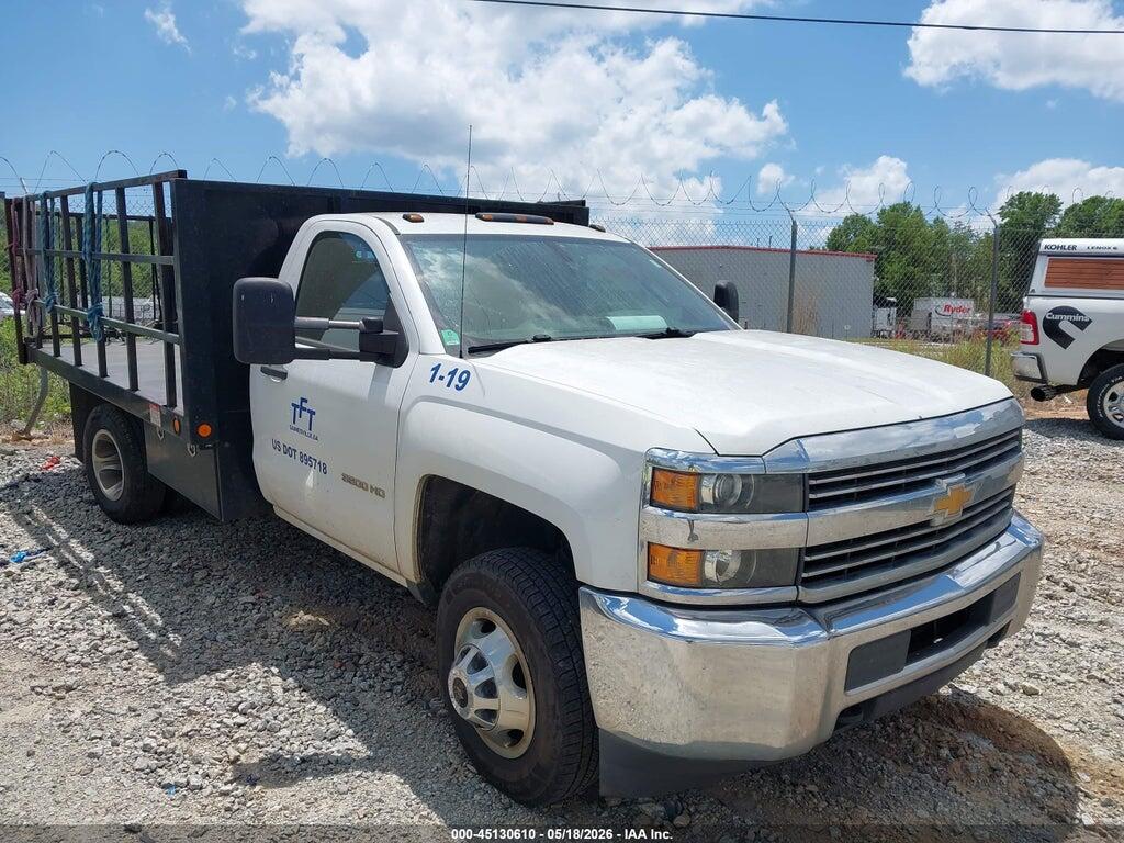 1GB3CYCG7JF105827 2018 CHEVROLET SILVERADO 3500HD CHASSIS photo no. 1