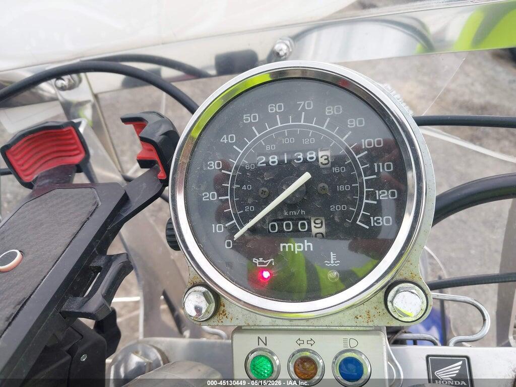 1HFSC18094A800232 2004 HONDA VT1100 photo no. 7