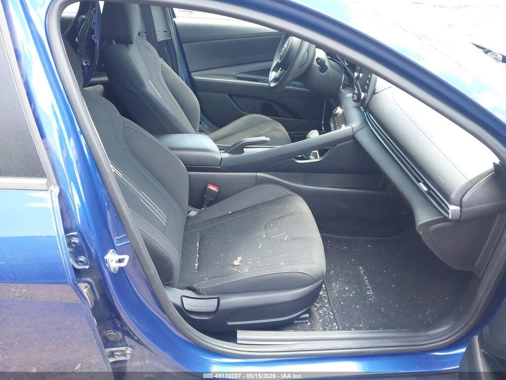 5NPLM4AG8NH064530 2022 HYUNDAI ELANTRA photo no. 5