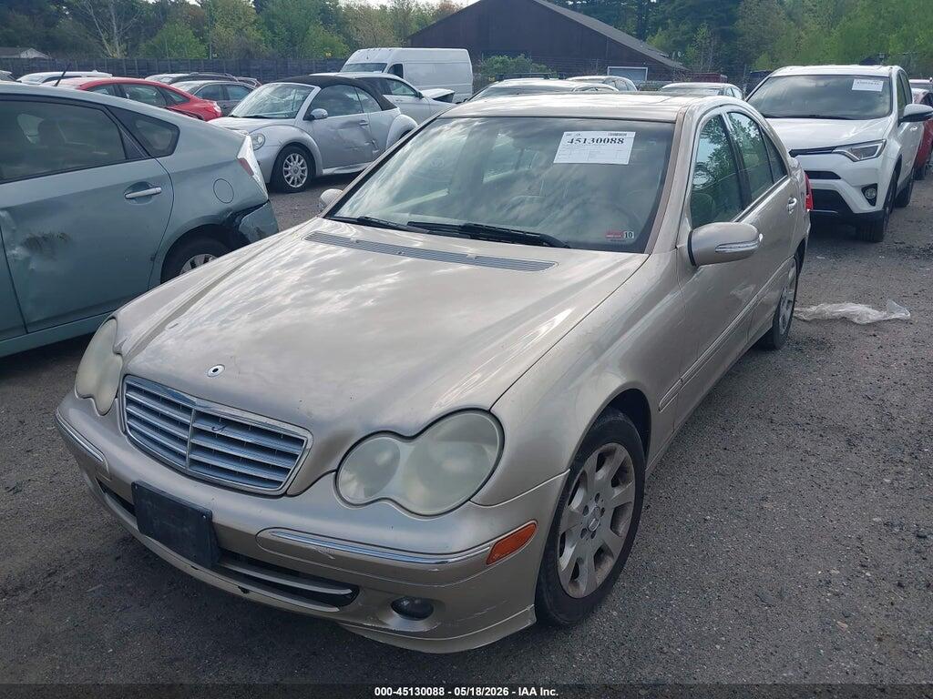 WDBRF84J75F615428 2005 MERCEDES-BENZ C 320 photo no. 2