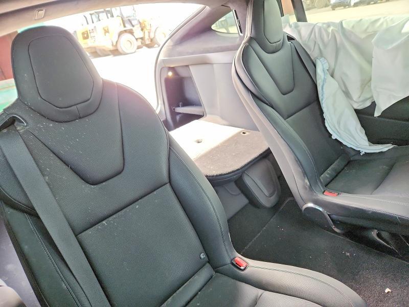 2023 TESLA MODEL X — Фото 11 из 14