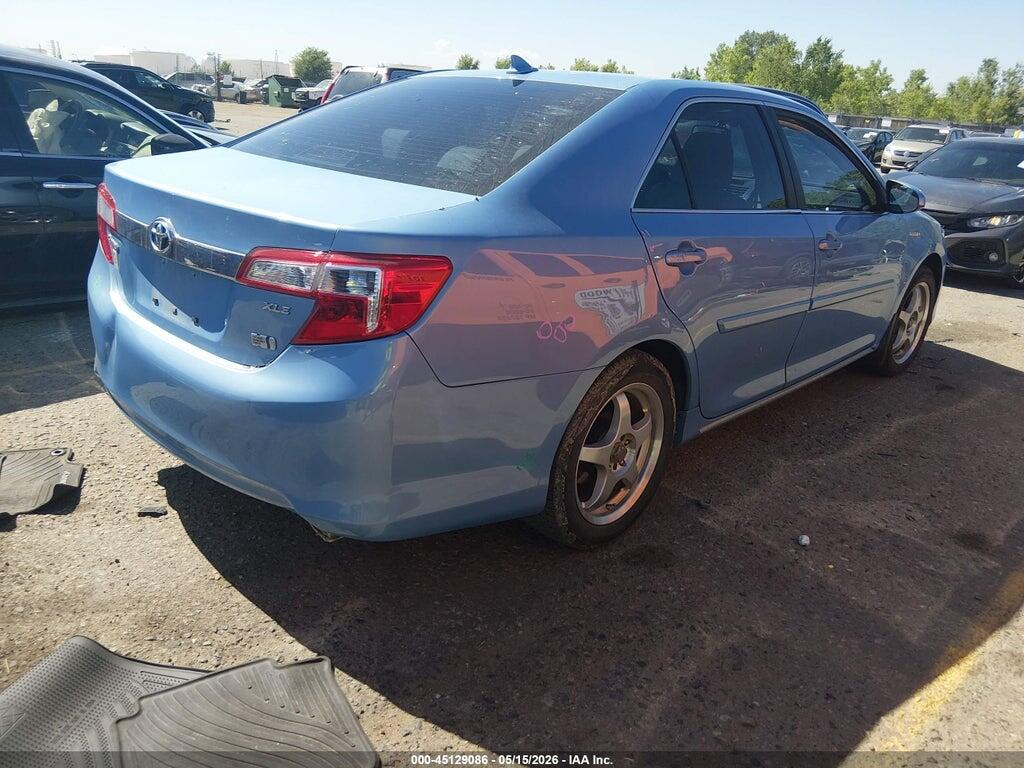 4T1BD1FK7DU094092 2013 TOYOTA CAMRY HYBRID photo no. 4
