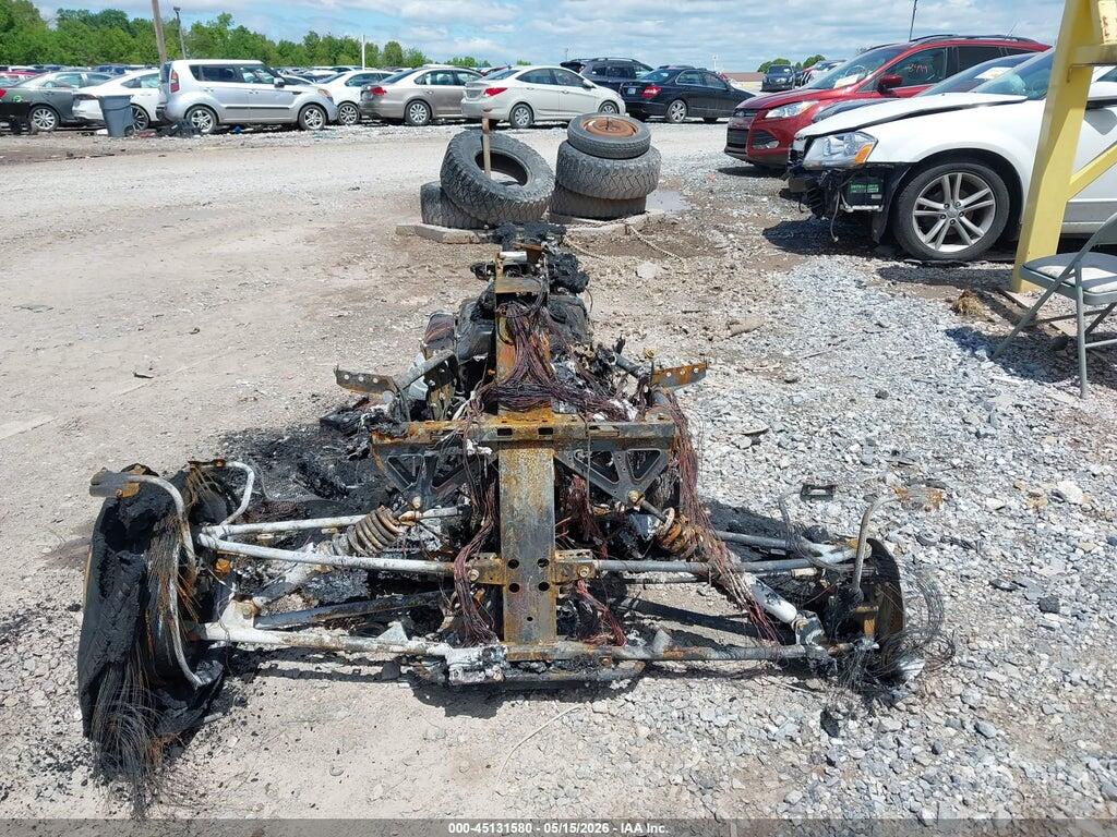 2BXJBHC16BV000182 2011 CAN-AM SPYDER ROADSTER photo no. 5