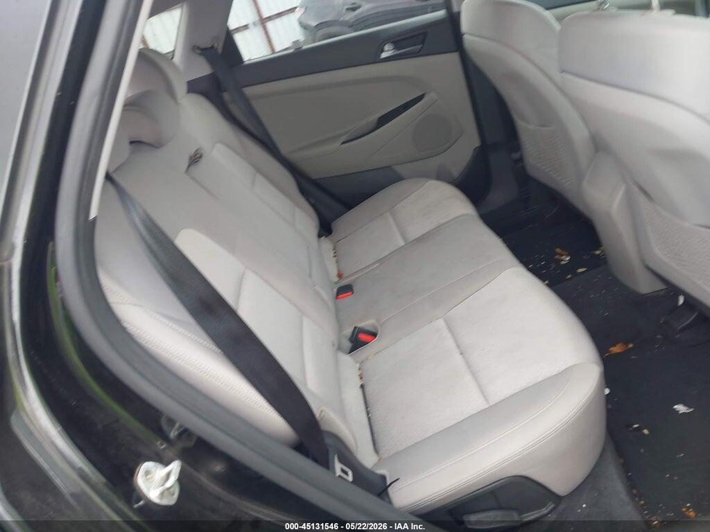KM8J3CA40GU156875 2016 HYUNDAI TUCSON photo no. 8