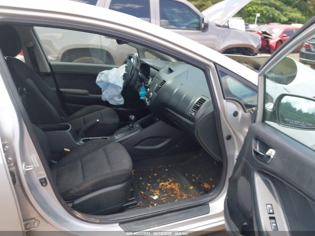 KNAFX4A84F5340567 2015 KIA FORTE photo no. 5