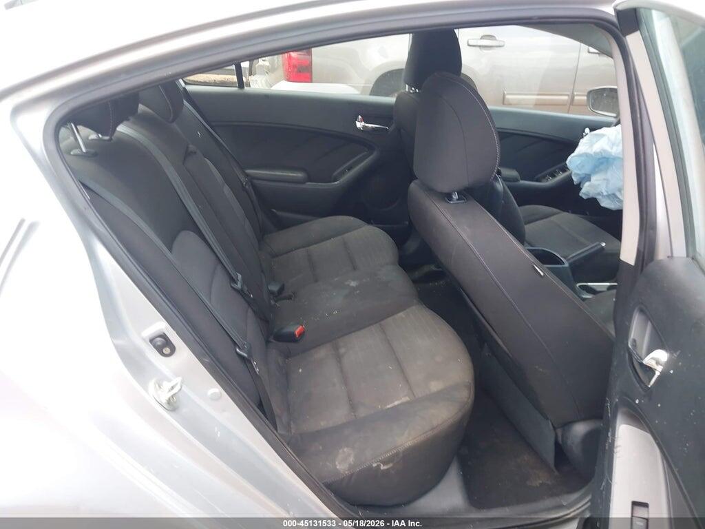 KNAFX4A84F5340567 2015 KIA FORTE photo no. 8