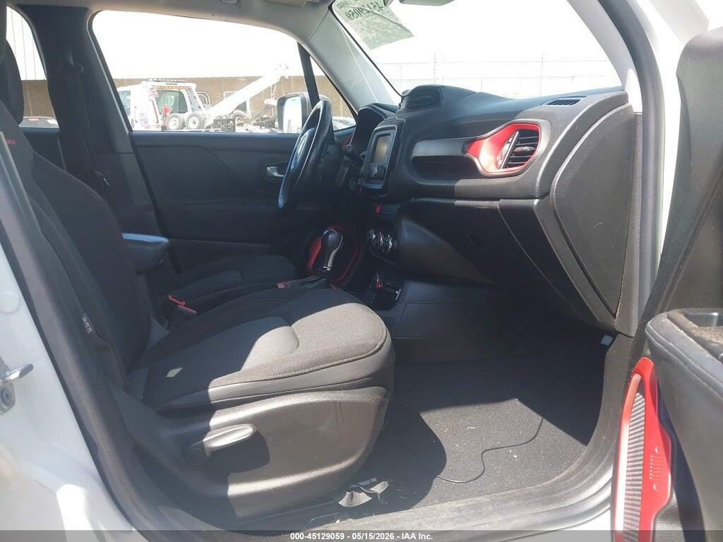 ZACCJBCT1GPD98853 2016 JEEP RENEGADE photo no. 5