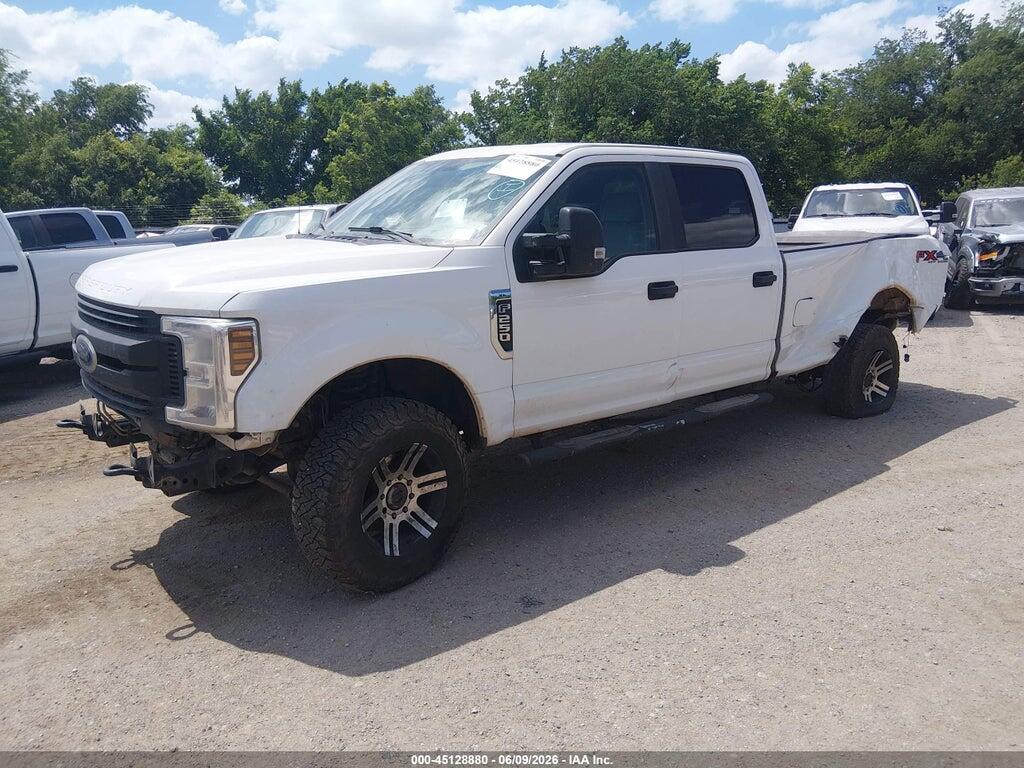 1FT7W2B64KED13679 2019 FORD F-250 photo no. 2