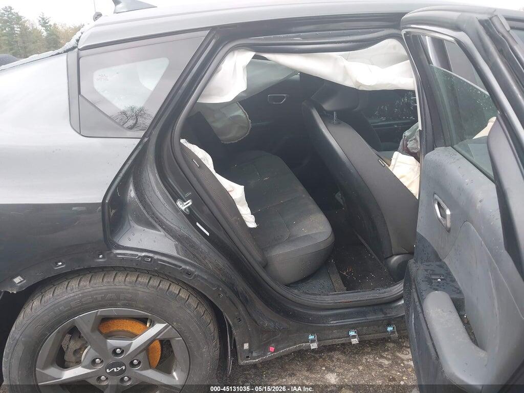 3KPFT4DE1SE101363 2025 KIA K4 photo no. 8