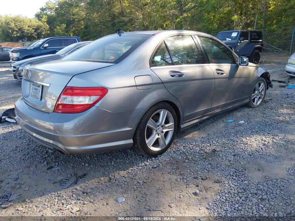 WDDGF5EB1AR106335 2010 MERCEDES-BENZ C 300 photo no. 4