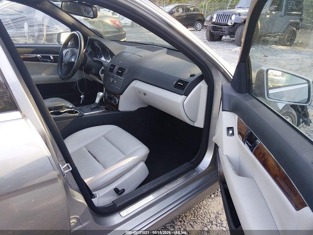 WDDGF5EB1AR106335 2010 MERCEDES-BENZ C 300 photo no. 5