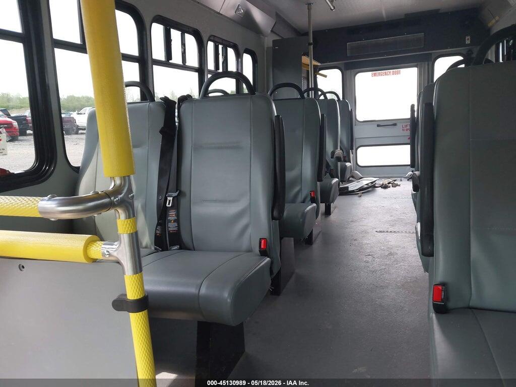 1FDFE4FN9SDD36064 2025 FORD E-450 CUTAWAY photo no. 7