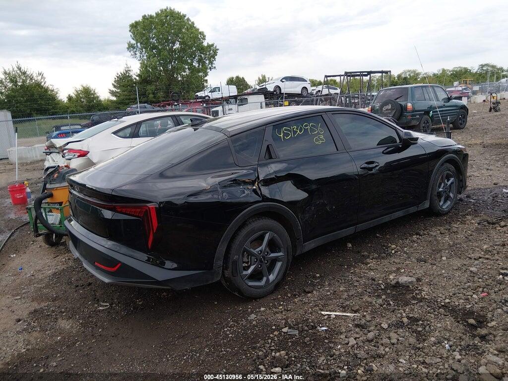3KPFT4DEXSE160945 2025 KIA K4 photo no. 4