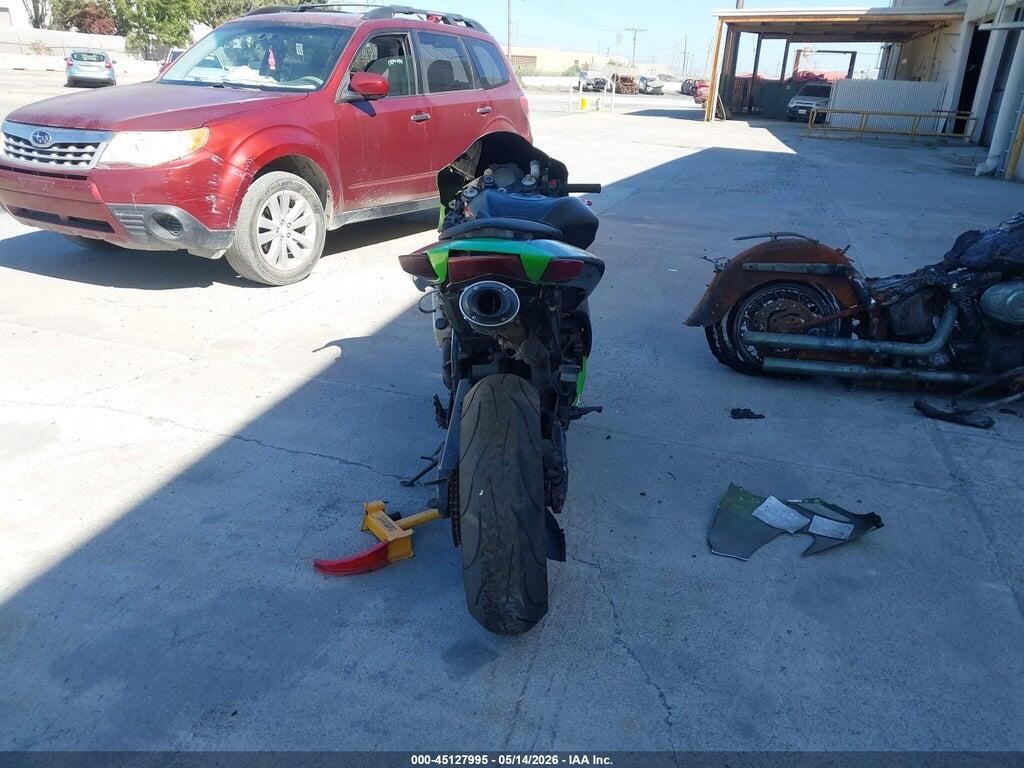 JKAZXCD176A004518 2006 KAWASAKI ZX1000 photo no. 6