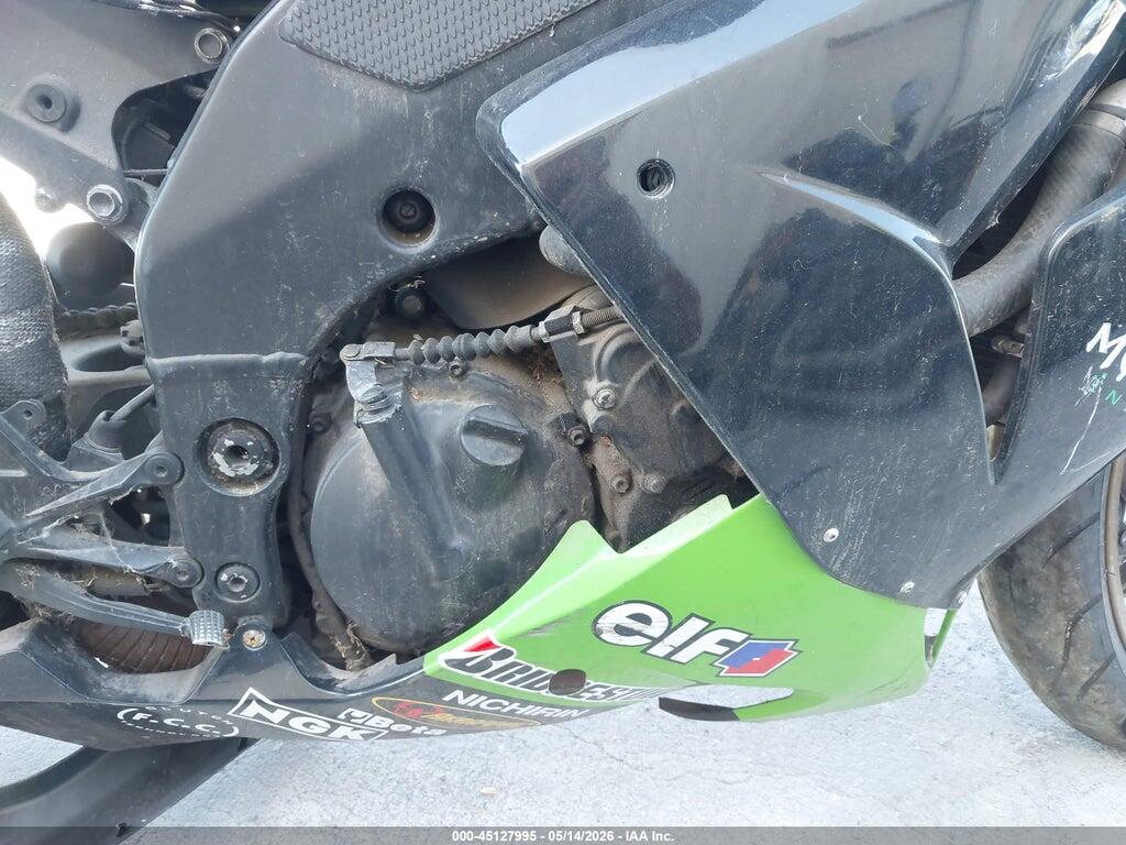 JKAZXCD176A004518 2006 KAWASAKI ZX1000 photo no. 8