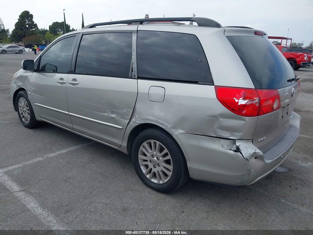 5TDYK4CC6AS304460 2010 TOYOTA SIENNA photo no. 3