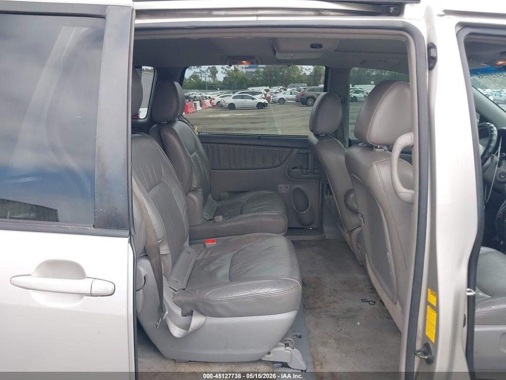 5TDYK4CC6AS304460 2010 TOYOTA SIENNA photo no. 8