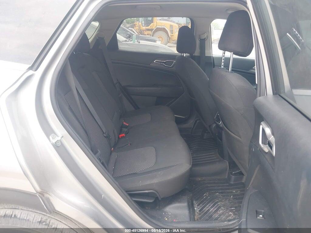 KNDPUCAF7P7084116 2023 KIA SPORTAGE photo no. 8