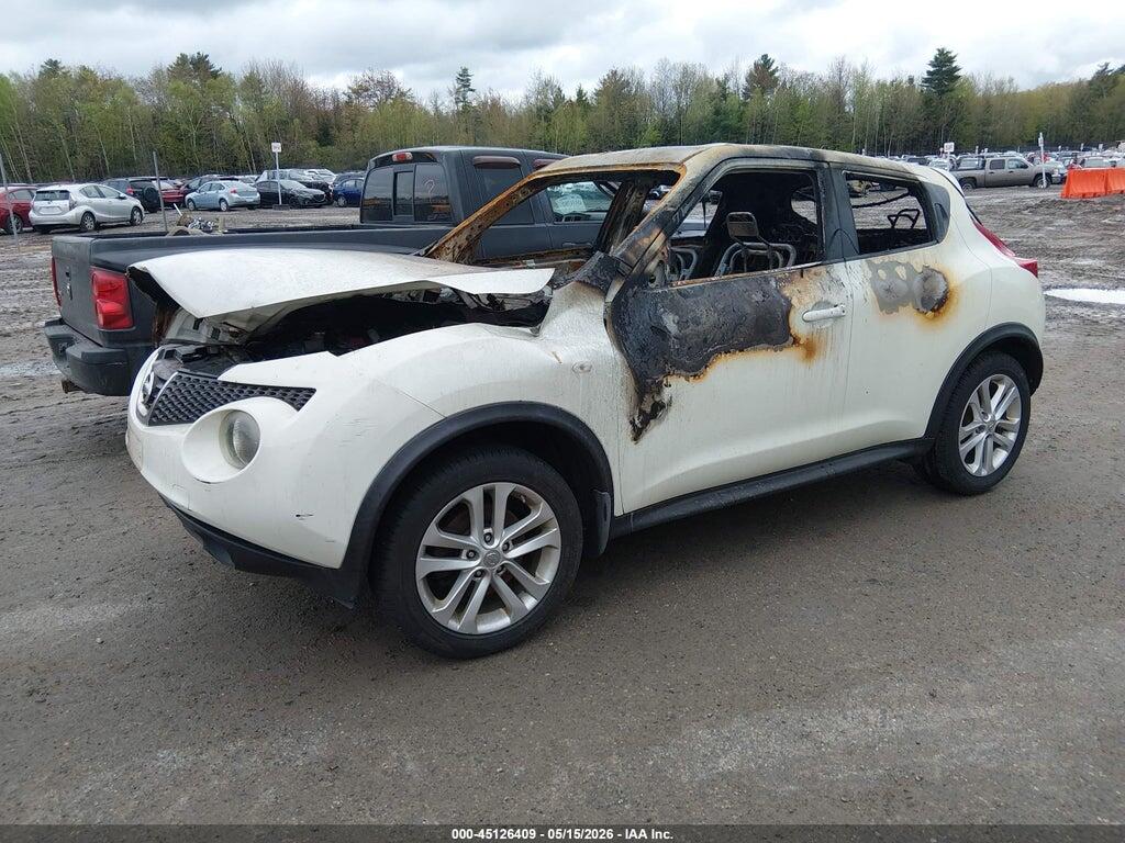 JN8AF5MV2BT016244 2011 NISSAN JUKE photo no. 2