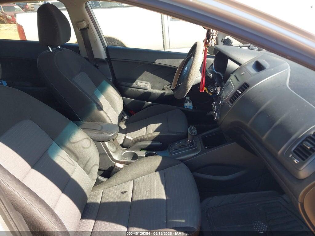 KNAFX4A66G5534081 2016 KIA FORTE photo no. 5