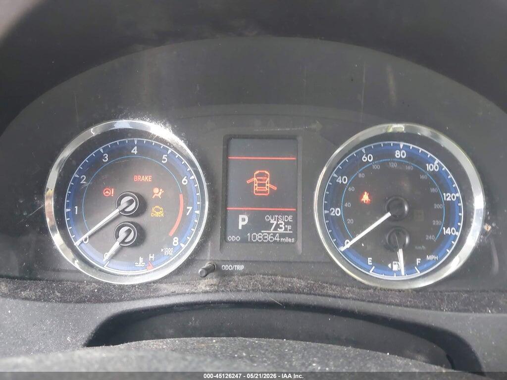 5YFBURHE8HP712307 2017 TOYOTA COROLLA photo no. 7