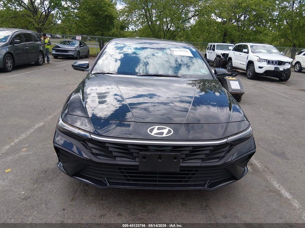 KMHLM4DG8SU887922 2025 HYUNDAI ELANTRA photo no. 12
