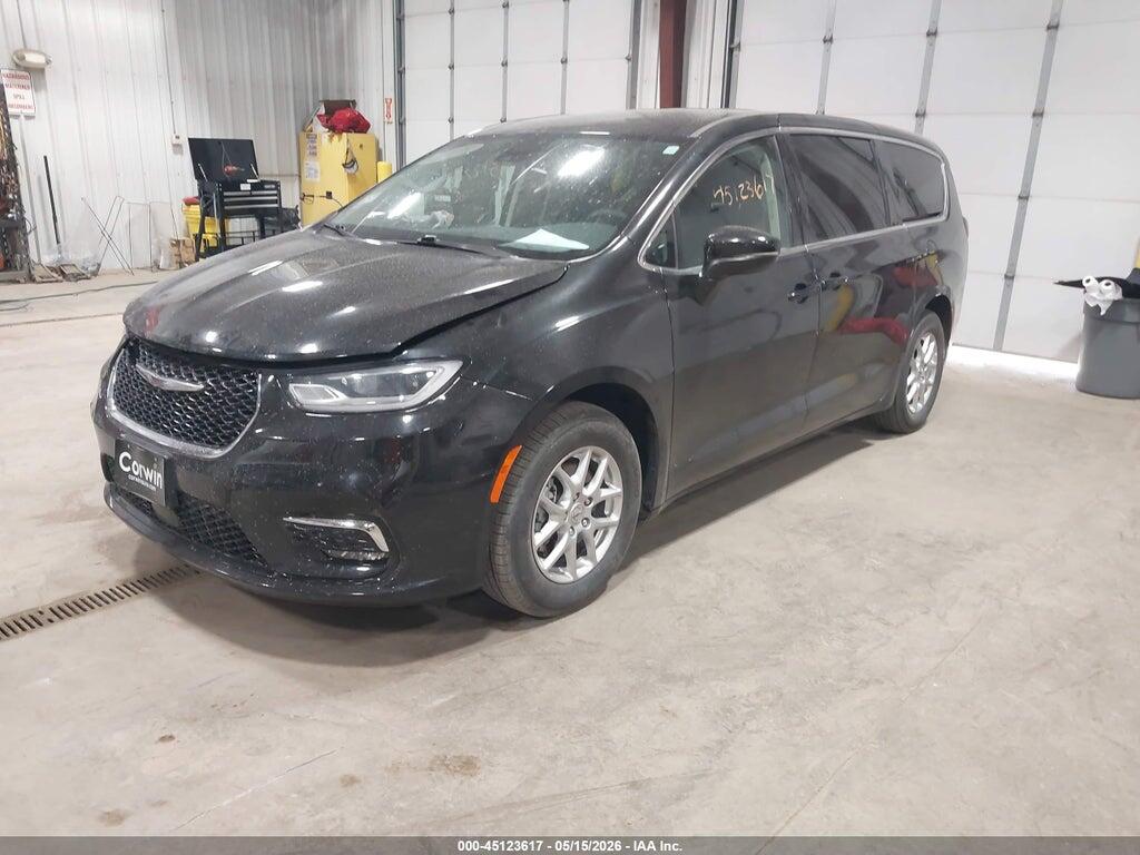 2C4RC1BG4PR596793 2023 CHRYSLER PACIFICA photo no. 2