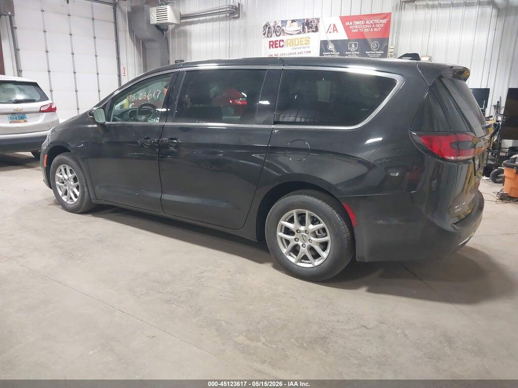 2C4RC1BG4PR596793 2023 CHRYSLER PACIFICA photo no. 3
