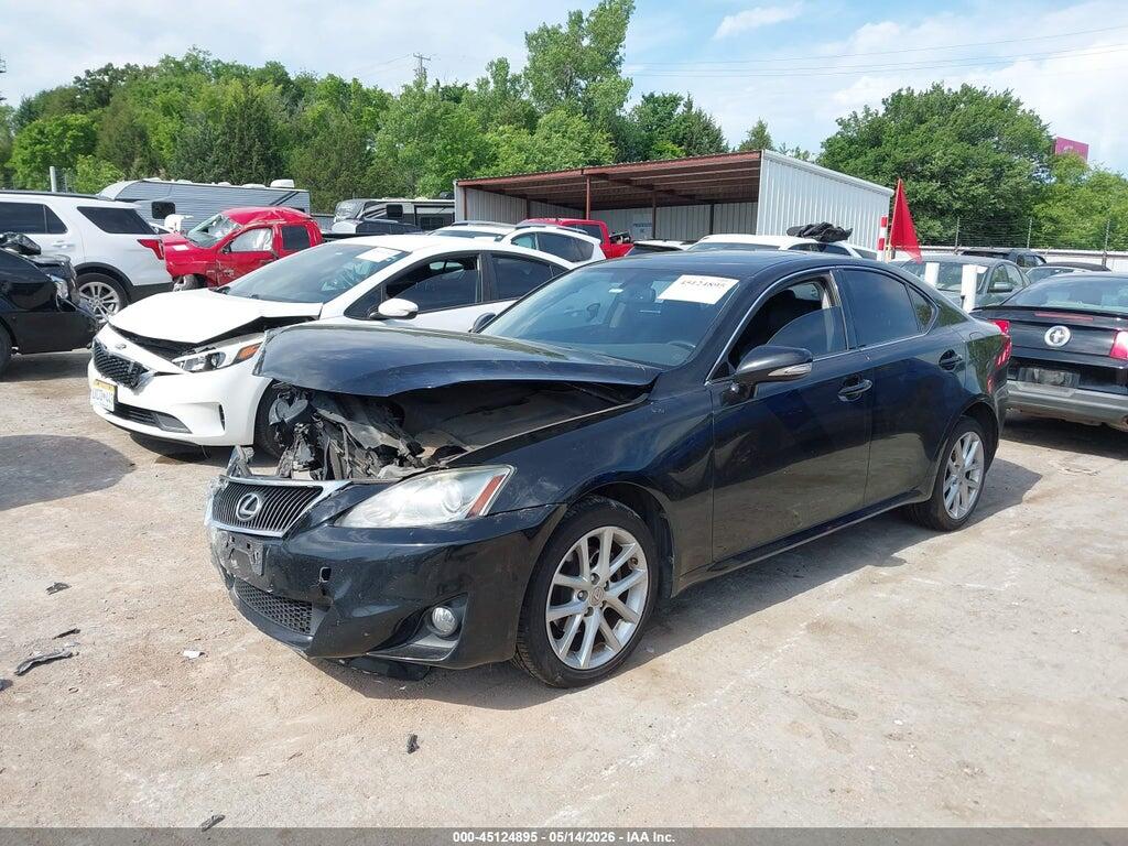 JTHCF5C24D5063910 2013 LEXUS IS 250 photo no. 2