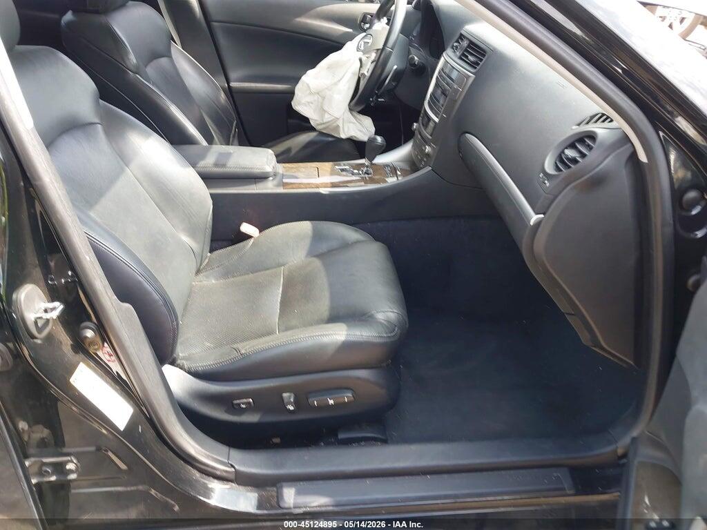 JTHCF5C24D5063910 2013 LEXUS IS 250 photo no. 5