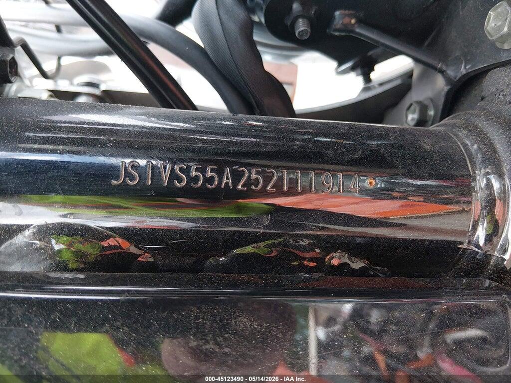 JS1VS55A252111914 2005 SUZUKI C50 photo no. 10