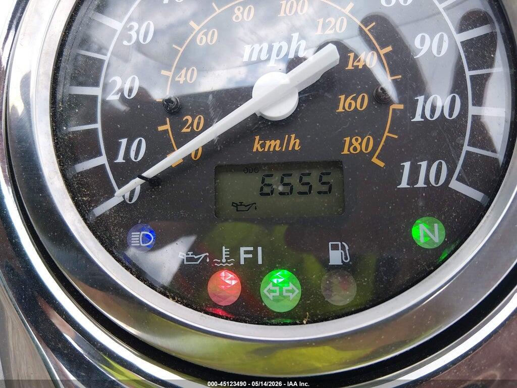 JS1VS55A252111914 2005 SUZUKI C50 photo no. 7