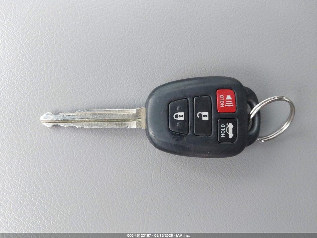 4T4BF1FK1CR182683 2012 TOYOTA CAMRY photo no. 11