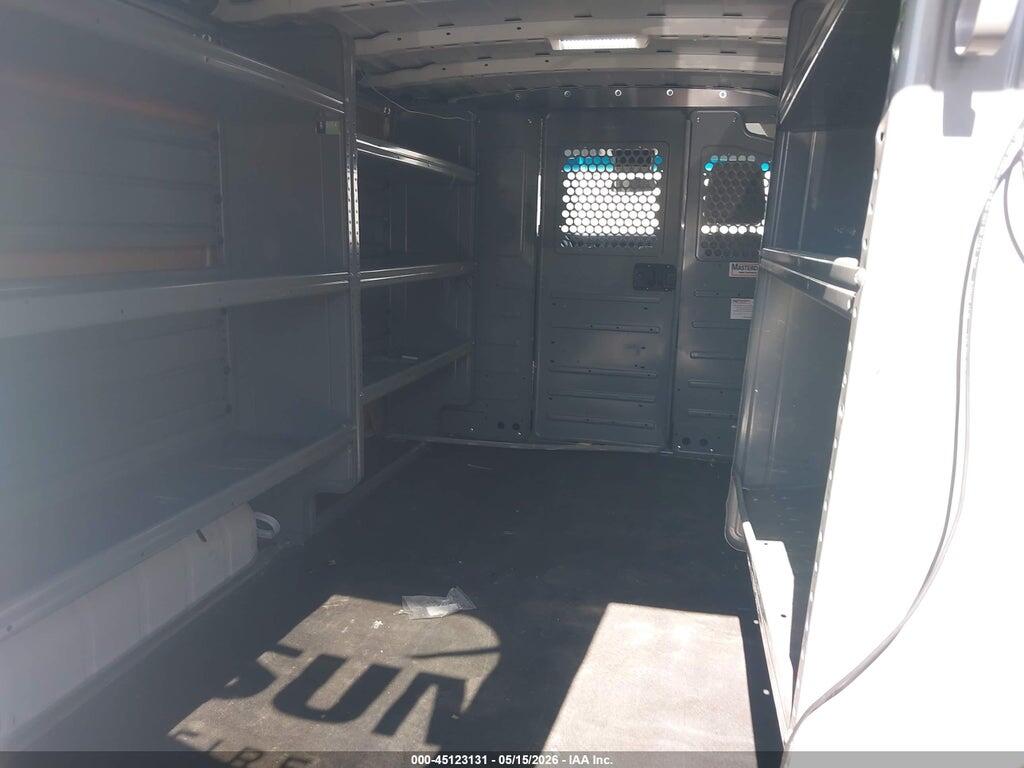 1N6BF0KM5JN804738 2018 NISSAN NV CARGO NV1500 photo no. 8