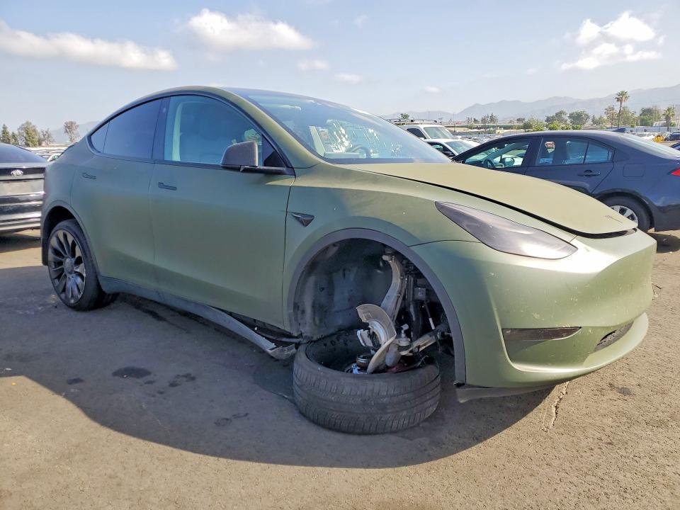 2023 TESLA MODEL Y — Фото 4 из 13