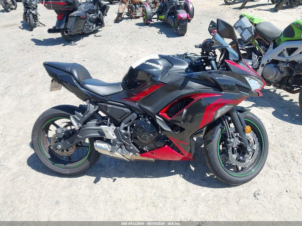 ML5EXER13SDAF6707 2025 KAWASAKI EX650 photo no. 12