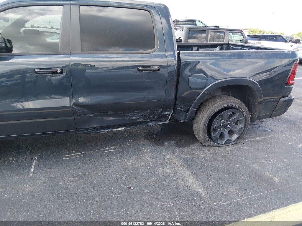 1C6SRFFT6TN187102 2026 RAM 1500 photo no. 6