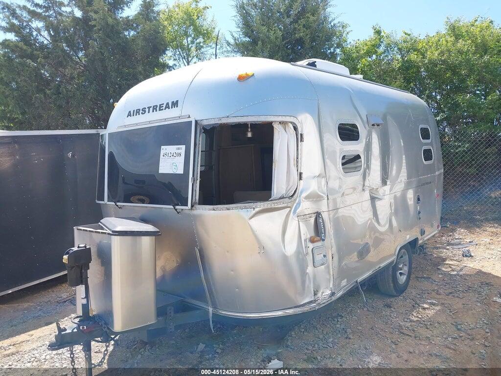 1STCPAA187J521575 2007 AIRSTREAM SAFARI photo no. 2