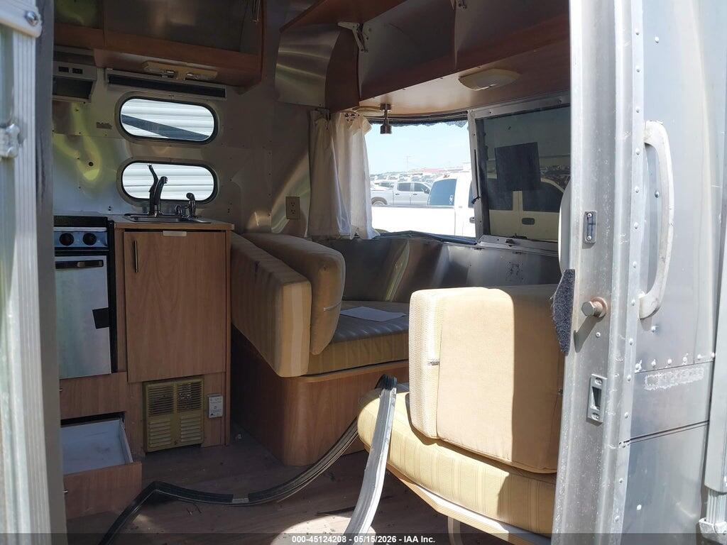 1STCPAA187J521575 2007 AIRSTREAM SAFARI photo no. 5