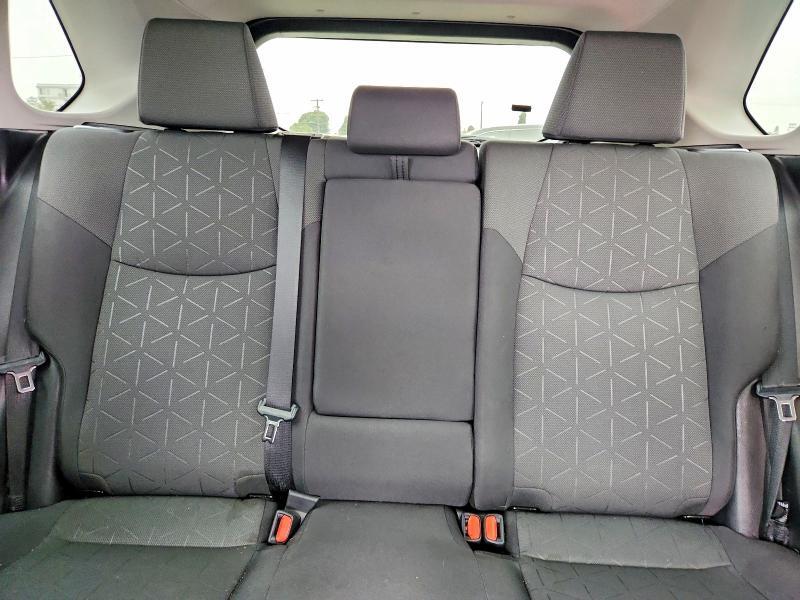 2023 TOYOTA RAV4 XLE — Фото 10 из 13