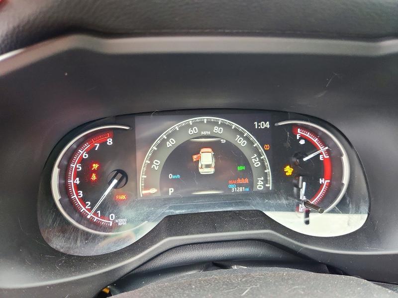2023 TOYOTA RAV4 XLE — Фото 9 из 13
