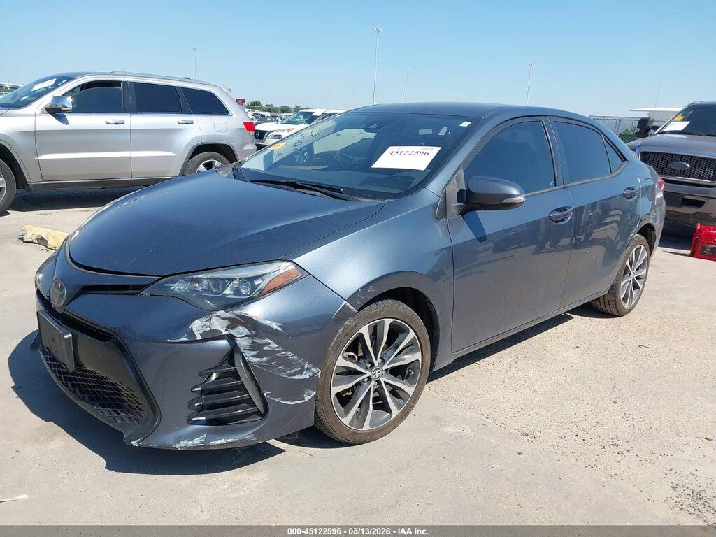 5YFBURHE7JP797940 2018 TOYOTA COROLLA photo no. 2